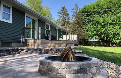 Middlebury House | 218 m² House ∙ 3 bedrooms ∙ 8 guests
