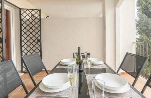 Puerto de la Duquesa Apartment | 2187-Lovely 2bedrooms with pool and playground