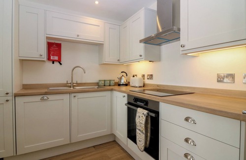 Jedburgh Cottage | 21A HIGH STREET, pet friendly in Jedburgh