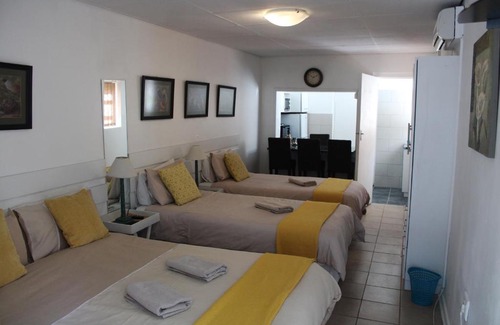 Bloemfontein Apartment | 22 Jan Van Riebeeck Street