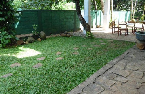 Peradeniya House | 225 m² Bungalow ∙ 4 guests