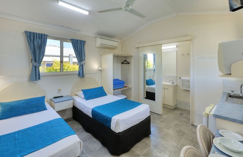 Roma Hotel | 22 on Bowen Motel