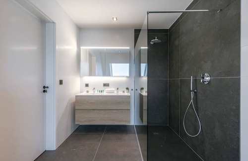 Beernem Apartment | 220 m² Apartment ∙ 3 bedrooms ∙ 6 guests