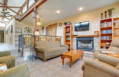 McQueeney House | 222 m² House ∙ 3 bedrooms ∙ 8 guests