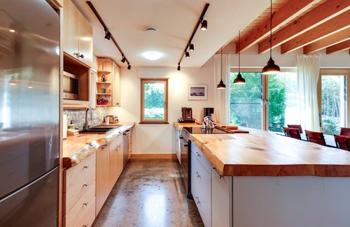 Otter Creek House | 222 m² House ∙ 4 bedrooms ∙ 11 guests