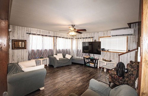 Port Mansfield House | 223 Beach-Great home w/all the amenities needed for a great fishing getaway.