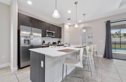 Haines City House | 224MCV: 4 Bed Luxury Resort Pool Home w/Water Park-Near Legoland