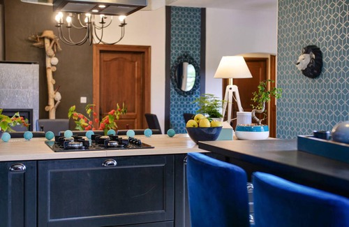 Bray-les-Mareuil House | 225 m² House ∙ 5 bedrooms ∙ 15 guests