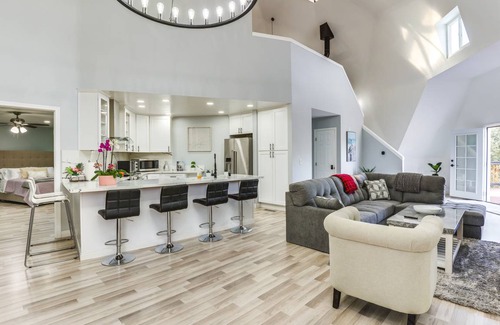 North Ridge House | 226 m² House ∙ 3 bedrooms ∙ 10 guests