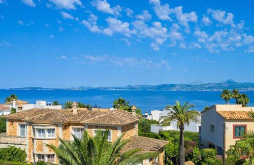 Badia Blava Villa | 2263 Sunny holiday home with views over the bay of Palma