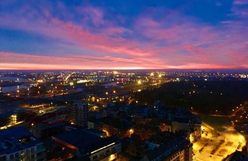 Ostend City Centre Apartment | 22ndFloor Luxury Suite