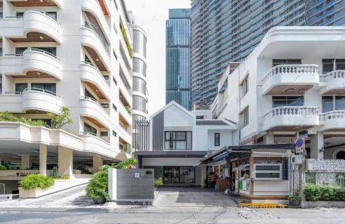 Embassy District Hotel | 23 AVA at Saladaeng
