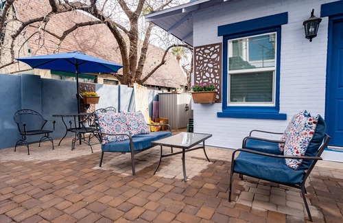 Roosevelt Condo | 23 Chelsea Place 1 Bedroom Condo by RedAwning