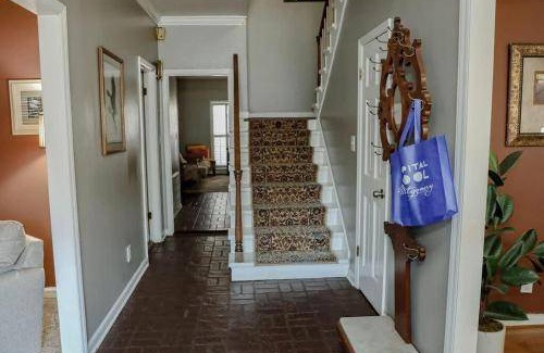 Montgomery House | 230 m² House ∙ 1 bedroom ∙ 11 guests