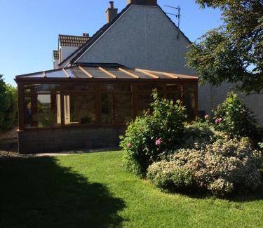 North Watten House | 230 m² House ∙ 3 bedrooms ∙ 6 guests