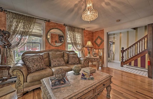 Plattsburgh House | 232 m² House ∙ 4 bedrooms ∙ 6 guests