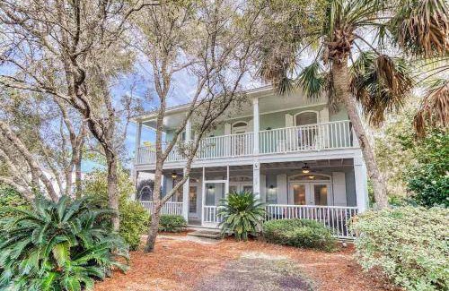 Sugarwood Beach House | 232 m² House ∙ 6 bedrooms ∙ 18 guests