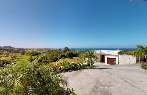 Pristine Bay Villa | 232 m² Villa ∙ 1 bedroom ∙ 2 guests