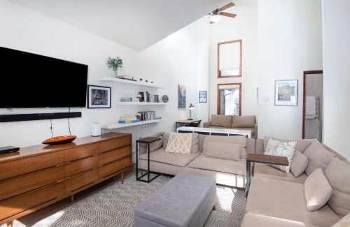 Eagle-Vail House | 233 Larkspur Duplex - Unit B