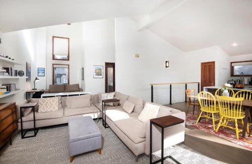 Eagle-Vail House | 233 Larkspur Duplex - Unit B