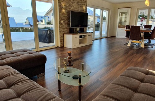 Hopfen am See House | 233 m² House ∙ 5 bedrooms ∙ 10 guests