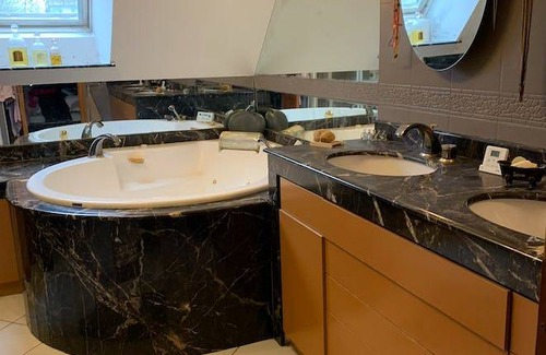 Herblay House | 236 m² House ∙ 5 bedrooms ∙ 5 guests