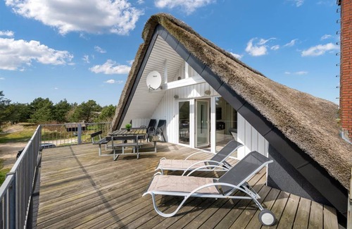 Vejers Strand House | 236 m² House ∙ 6 bedrooms ∙ 14 guests