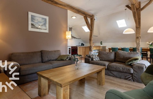 Havelte House | 238 m² House ∙ 4 bedrooms ∙ 14 guests
