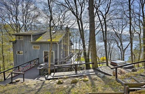 Homer House | 239 m² House ∙ 3 bedrooms ∙ 6 guests