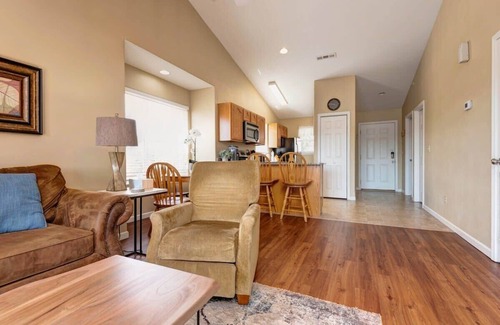 Indian Point Condo | 24-6 Serenity Escape Lake View Penthouse w/Indoor/Outdoor Pool/Splash Pad Near
