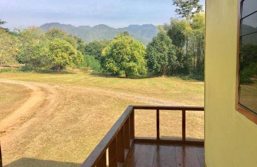 Chong Kham Hotel | 24 m² Hotel ∙ 4 bedrooms ∙ 10 guests