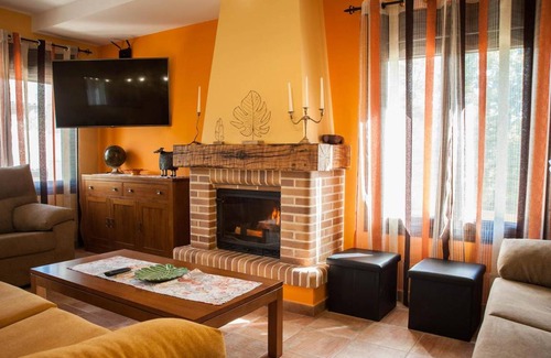Sotillo del Rincon House | 240 m² House ∙ 6 bedrooms ∙ 12 guests