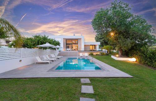 Filerimos Resort | 240 m² Resort ∙ 5 bedrooms ∙ 10 guests