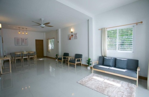 Satun Villa | 240 m² Villa ∙ 1 bedroom ∙ 2 guests