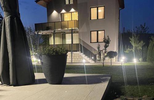 Pravets Villa | 240 m² Villa ∙ 4 bedrooms ∙ 10 guests