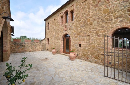 Trequanda Villa | 240 m² Villa ∙ 5 bedrooms ∙ 10 guests