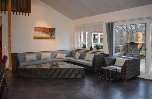Listarum House | 240 m² House ∙ 4 bedrooms ∙ 10 guests