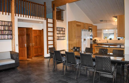 Listarum House | 240 m² House ∙ 4 bedrooms ∙ 10 guests