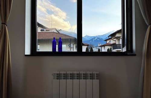 Shiligarnika Apartment | 2413 - 2br Mountain View Apartment - 250mbps Wifi!