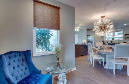 Thunderbolt House | 244 m² House ∙ 1 bedroom ∙ 14 guests