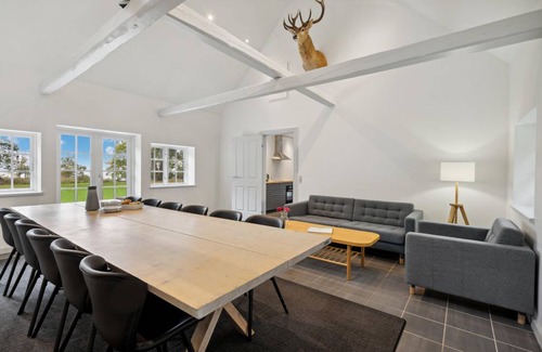 Naestved House | 246 m² House ∙ 4 bedrooms ∙ 22 guests