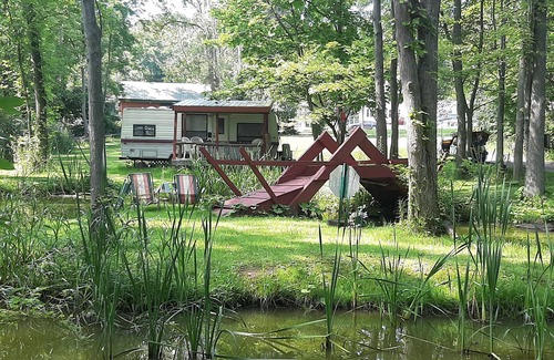 Waterloo RV Rental | 24ft Camper