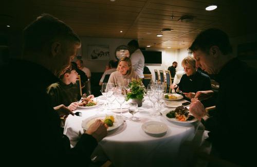Tromso Boat Rental | 24hrs Northern Lights & Whale Watching Cruise