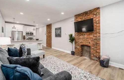 Livingston Park House | 25 2 homes side by side downtown with fenced yard and hot tub