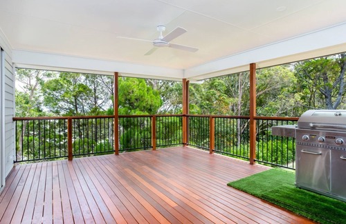 Rainbow Beach House | 25 Cooloola Drive - Rainbow Beach. Stunning, Modern, Open Plan Beach House. Wifi.