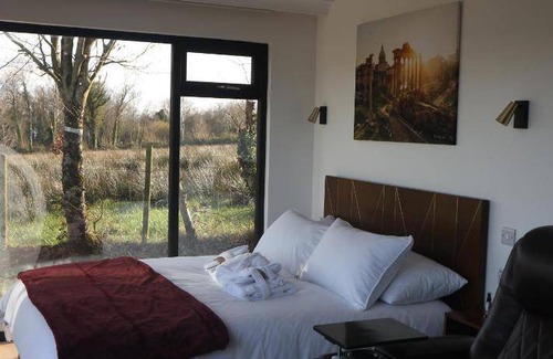 Enniskillen House | 25 m² House ∙ 2 guests