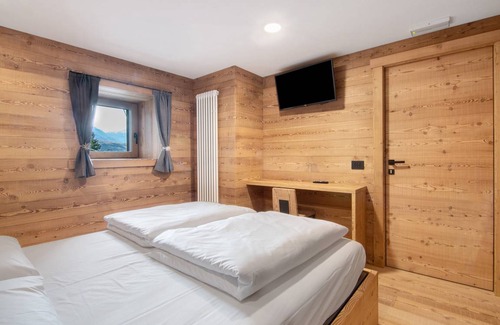 Montespluga Resort | 25 m² Private room ∙ 1 bedroom ∙ 2 guests