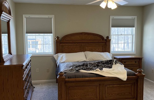 Bradley Apartment | 25 minutes from downtown - Private apartment in the woods