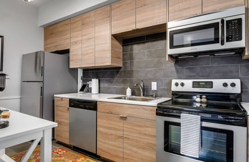 Marble Falls House | 25% Off Aug! Inks Suite Downtown Marble Falls
