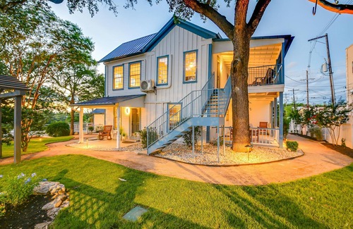 Marble Falls House | 25% Off Aug! Inks Suite Downtown Marble Falls